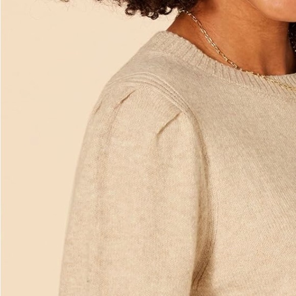 AMAZON ESSENTIALS Soft Touch Crewneck Sweater XS Oatmeal Pleated Shoulder Casual - Picture 10 of 13